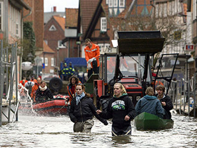 Οι πλημμύρες έφτασαν στη Γερμανία
