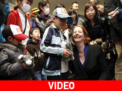 Στους πλημμυροπαθείς της Ιαπωνίας η Αυστραλή πρωθυπουργός