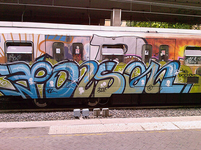 Ξύλο και φυλακή για ένα γκράφιτι…