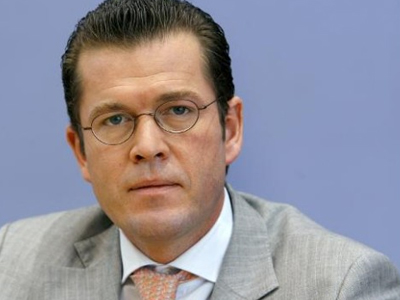 Αναζητείται διάδοχος μετά την παραίτηση Guttenberg