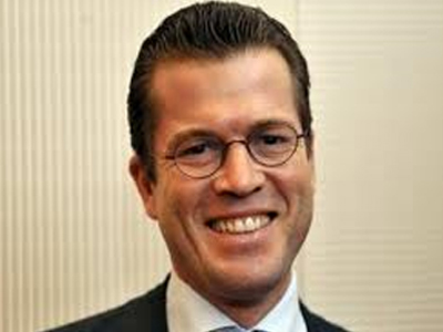 Παραιτήθηκε ο υπουργός Άμυνας της Γερμανίας