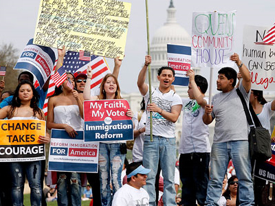 Ανάβει φωτιές ο μεταναστευτικός νόμος