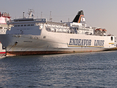 Στη Λιβύη και το «Ionian Queen»