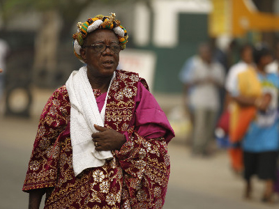 Παρατείνεται η απαγόρευση κυκλοφορίας στην Ακτή Ελεφαντοστού