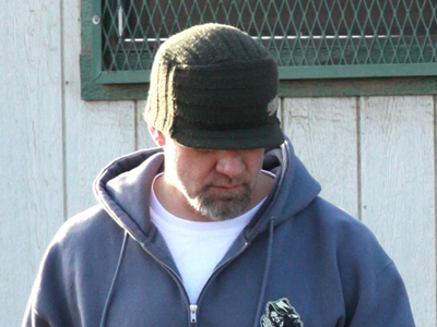 Προσπαθεί να βρει τον εαυτό του…