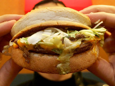 «Ψαλίδι» στις διαφημίσεις των «junk food» ζητεί το ΚΕΠΚΑ