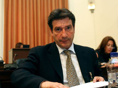 Συνήγορος Πολίτη: Παράνομη η μεταβολή της ασφαλιστικής νομοθεσίας μέσω εγκυκλίων