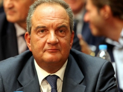 Και ο Καραμανλής το… μαύρισμά του