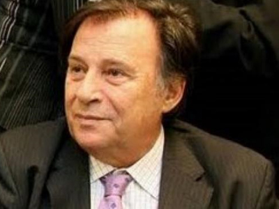 Επιστροφή στο σανίδι