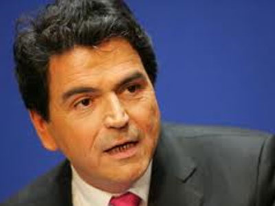 «Άκαιρη οποιαδήποτε συζήτηση για ενιαίο ευρω – φόρο»