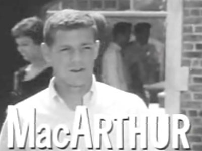 Πέθανε ο αστυνόμος Danno του “Χαβάη 5 – 0”