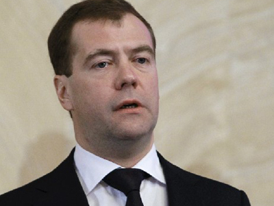 «Πολιτικά νεκρό» χαρακτηρίζει  η Μόσχα τον Gaddafi