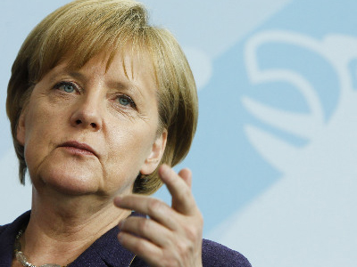 Ικανοποίηση Merkel για την απόφαση του Συνταγματικού Δικαστηρίου