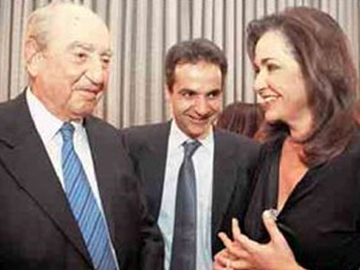 Στο τρίτο χτύπημα… η πόρτα ανοίγει