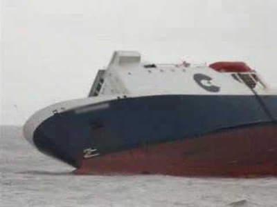 Θρήνος για το ναυάγιο ανοικτά της Μοζαμβίκης