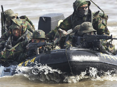 Απειλεί με θερμό επεισόδιο η Βόρεια Κορέα