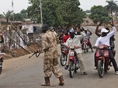Στο χαος βυθίζεται η Νιγηρία