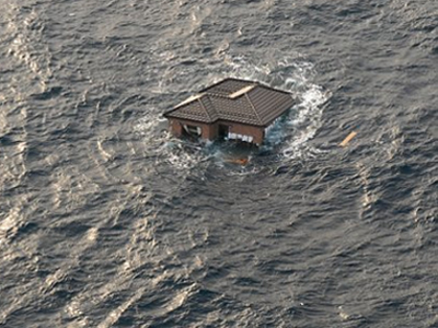 Ένα σπίτι ταξιδεύει στον Ειρηνικό…