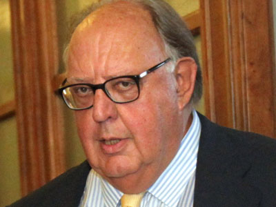 Τους μύθους του Αισώπου θυμήθηκε ο Πάγκαλος