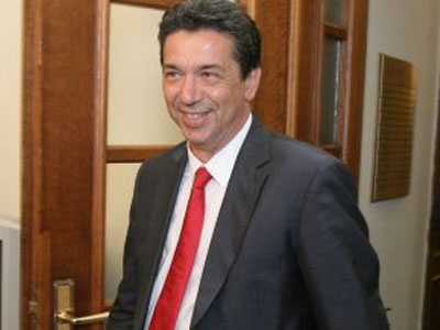 Παραιτήθηκε ο Χάρης Παμπούκης