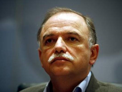 «Πάνε να κουκουλώσουν το σκάνδαλο Siemens»