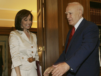 Συνάντηση Παπούλια – Διαμαντοπούλου στο Προεδρικό Μέγαρο