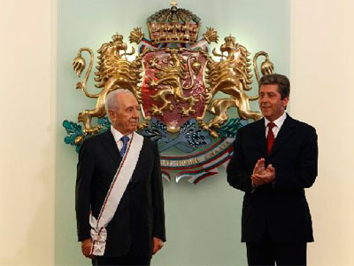 Παρασημοφορήθηκε ο Simon Peres