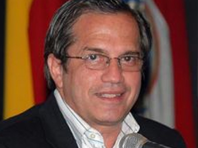 «Δεν χρηματίστηκα ποτέ και από κανέναν»