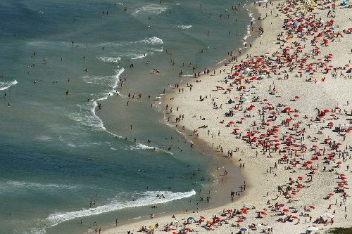 Ρύπανση στις παραλίες του Ρίο