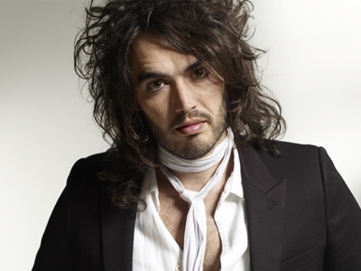 Έβγαλε βόλτα το… λουρί του σκύλου