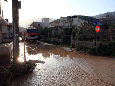 Ξεκίνησαν οι εργασίες αποκατάστασης του καναλιού στον Μόρνο