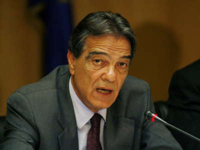 Πηγαίνει στον Παπούλια