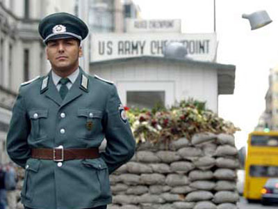 Στο «φως» νέα στοιχεία για τη δράση της Στάζι