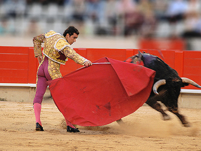 Οι ταυρομάχοι εφορμούν…