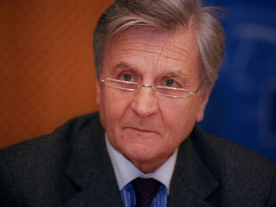 Αυξημένη εποπτεία στις ευρωπαϊκές οικονομίες “βλέπει” o Trichet