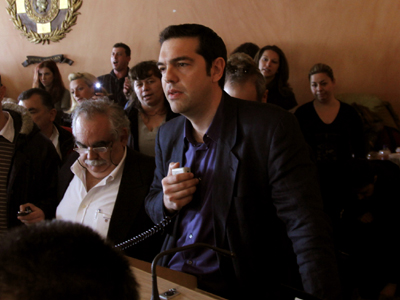 Βολές Τσίπρα εναντίον Καμίνη για το θέμα των συμβασιούχων