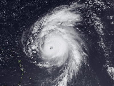 ΗΠΑ: Προβλέπουν μαζική επέλαση τυφώνων