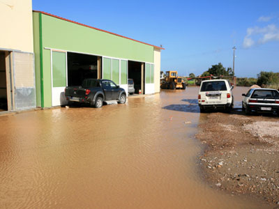 Οικονομική βοήθεια προς τους πλημμυροπαθείς της Χίου