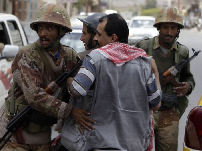 Αιματηρές συγκρούσεις στην Υεμένη