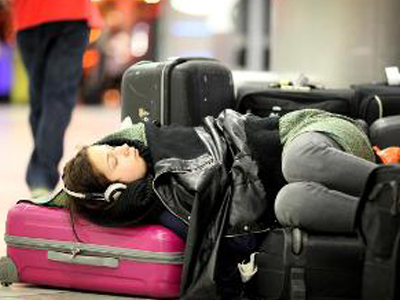 «Πνίγει» ξανά την Ευρώπη η ηφαιστειακή τέφρα