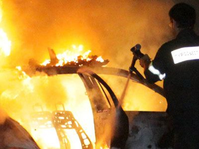 Εμπρησμός οχήματος στη Νέα Σμύρνη