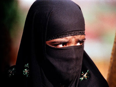 Ψήφισαν κατά της μπούρκας οι Γάλλοι βουλευτές