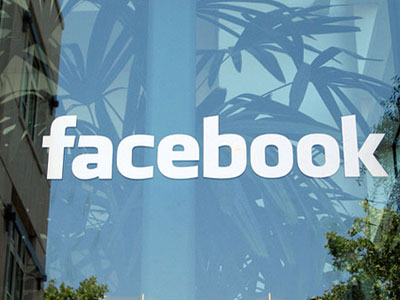 Τα βάζει με το Facebook η Γερμανία