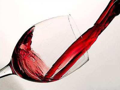 «Οίνος ευφραίνει καρδίαν…»