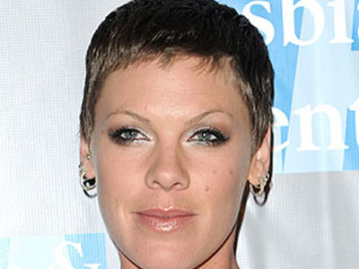 Καστανό μαλλί για την Pink