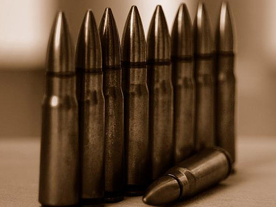 Σφαίρες και γεμιστήρες στην Κρήτη