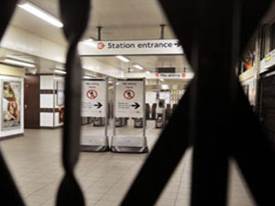 Χωρίς υπόγειο σιδηρόδρομο το Λονδίνο την Κυριακή