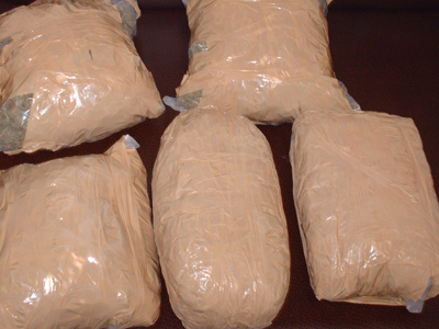 Τον έπιασαν με πέντε κιλά κάνναβης