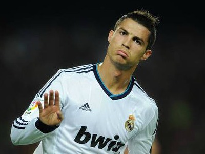 Ο Κριστιάνο κυνηγά τους «δολοφόνους» με το αγγελικό πρόσωπο