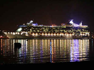 Κοπή πίτας στην Ενωση Εφοπλιστών Κρουαζιεροπλοίων